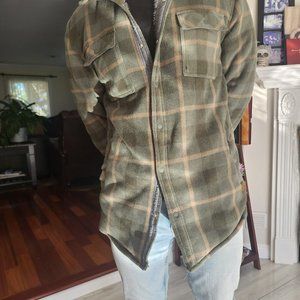 Heavy sherpa-lined flannel jacket by Voyager, L